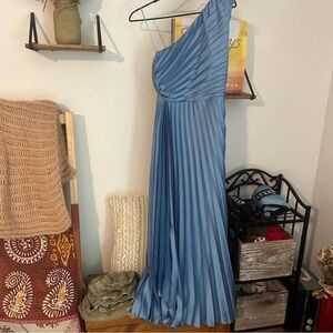 Abercrombie and Fitch one shoulder dress!